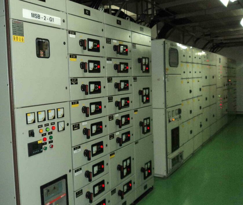 開關(guān)柜屏蔽，如何防止開關(guān)柜冷凝？