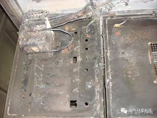 輕微開關(guān)柜故障會(huì)造成重大損失，請(qǐng)注意高壓電工