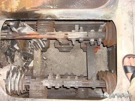 輕微開關(guān)柜故障會(huì)造成重大損失，請(qǐng)注意高壓電工