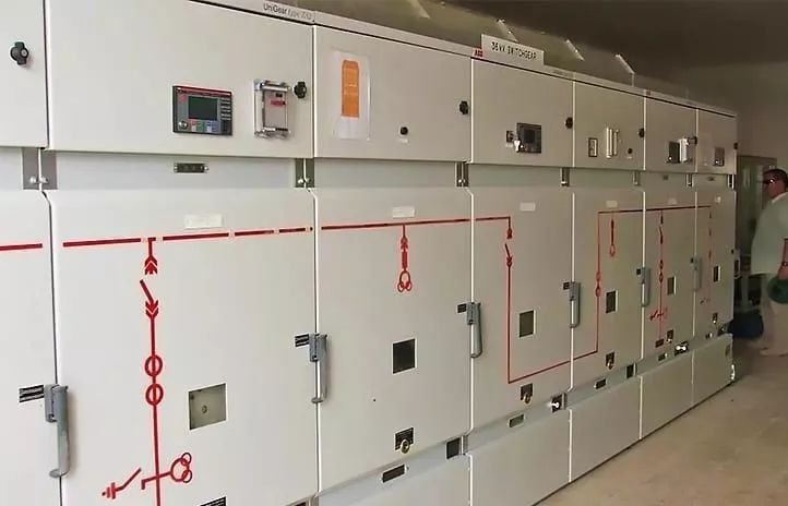 高壓開關(guān)柜突然跳閘的原因及處理！
