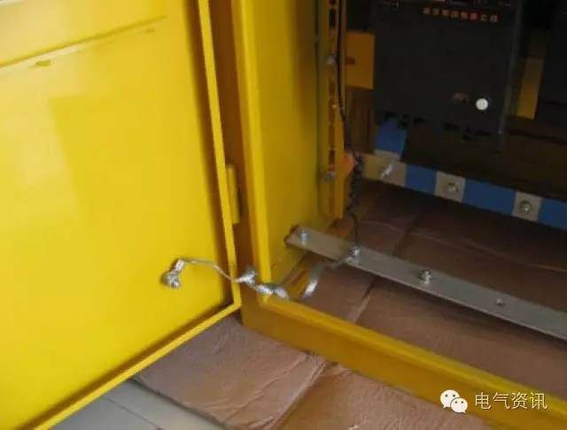 臨時(shí)一級(jí)柜、二級(jí)柜、三級(jí)柜等。配電箱和施工要求(視頻附后)