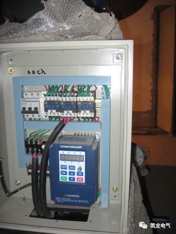 《建筑電氣工程施工質(zhì)量驗收規(guī)范》GB50303-2015 配電箱(機柜)安裝詳細說明！