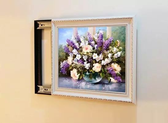 你家人的配電箱隱藏得好嗎？新房子的裝飾看起來很漂亮，因為做得很好。