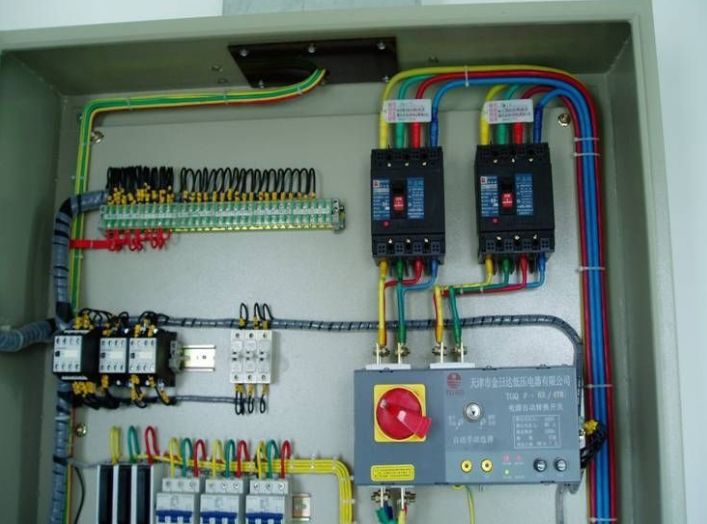 配電柜安裝禁忌:一個(gè)錯(cuò)誤往往會(huì)導(dǎo)致無(wú)盡的麻煩。