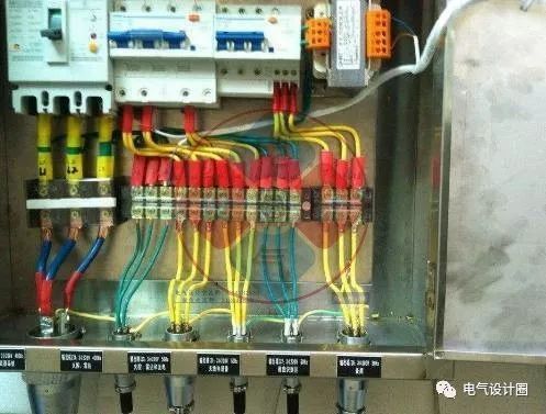 日本的配電箱設(shè)計(jì)太先進(jìn)了，難怪國(guó)內(nèi)的漏電開關(guān)總是跳閘！
